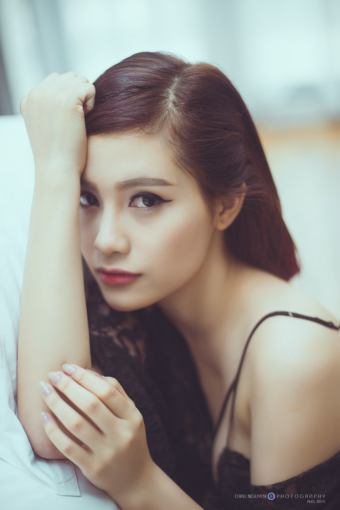 欧美鞭打屁股xxxx